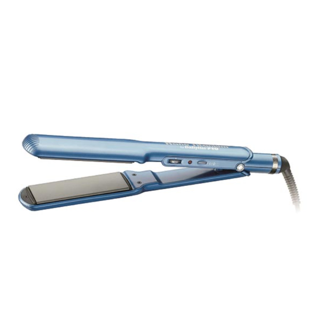 BaBylissPRO™ - Nano Titanium - Plancha de 1 ½" con generador de iones 2-BAB-BABNT9559TUX