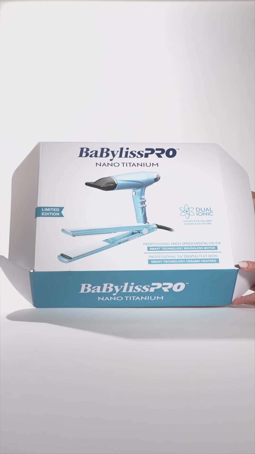 BaBylissPRO™ - Nano Titanium Combo de plancha de 1¼ in con tecnología iónica doble 2-BAB-BNTPP55UX